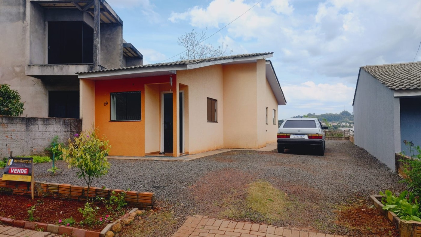Casa para Venda, em Vitorino, bairro Centro, 2 dormit�rios, 1 banheiro